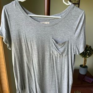 Hollister t shirt